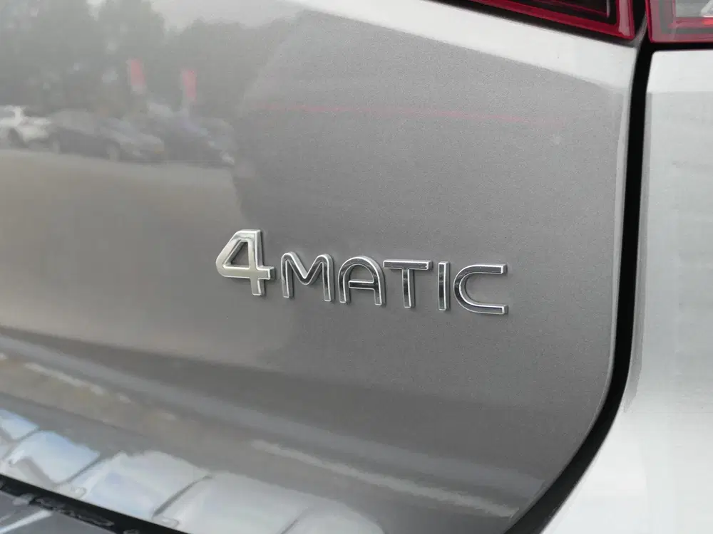Mercedes-Benz EQB 300 4MATIC AMG Line 7p. 67 kWh uit 2022, foto 11