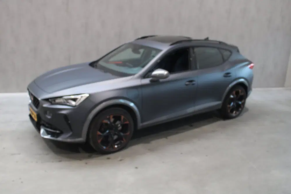Cupra Formentor 1.4 e-Hybrid VZ Copper Edition Matt Gray uit 2022, foto 2