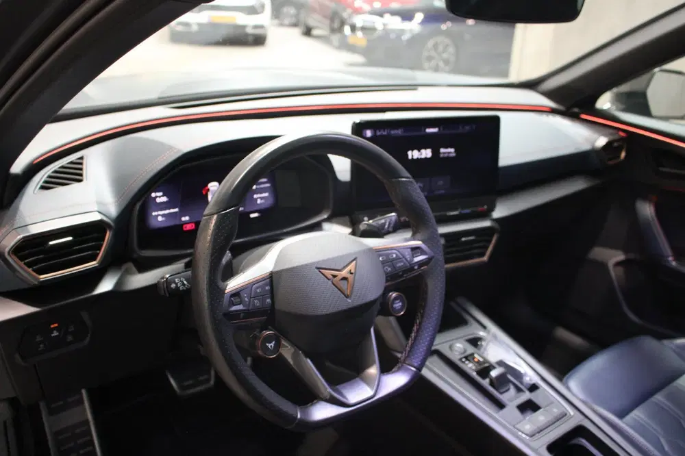 Cupra Formentor 1.4 e-Hybrid VZ Copper Edition Matt Gray uit 2022, foto 3