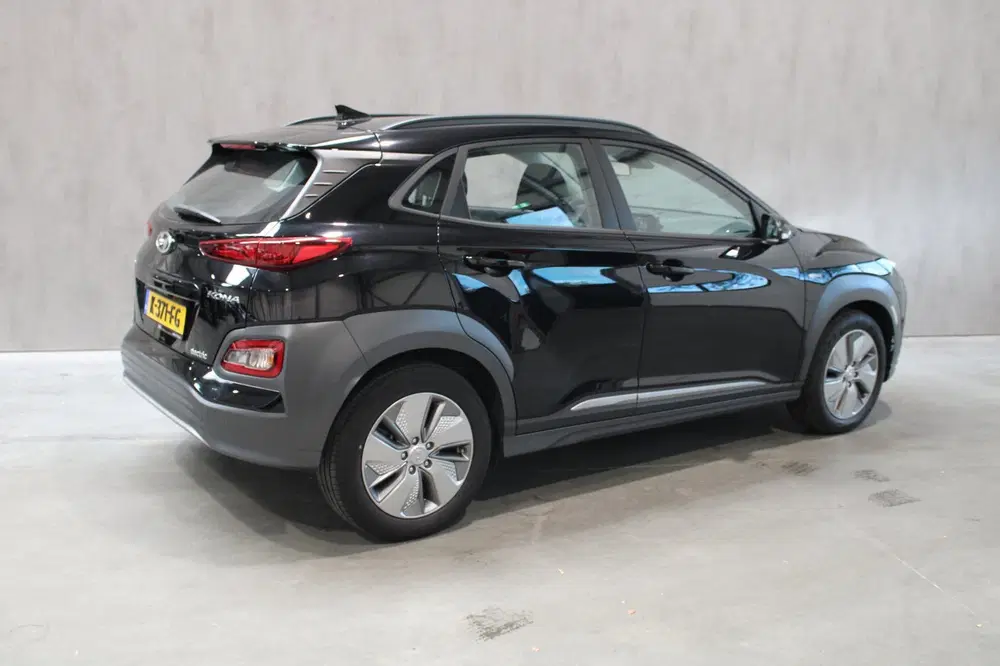 Hyundai KONA EV Comfort 64 kWh Camera uit 2020, foto 8
