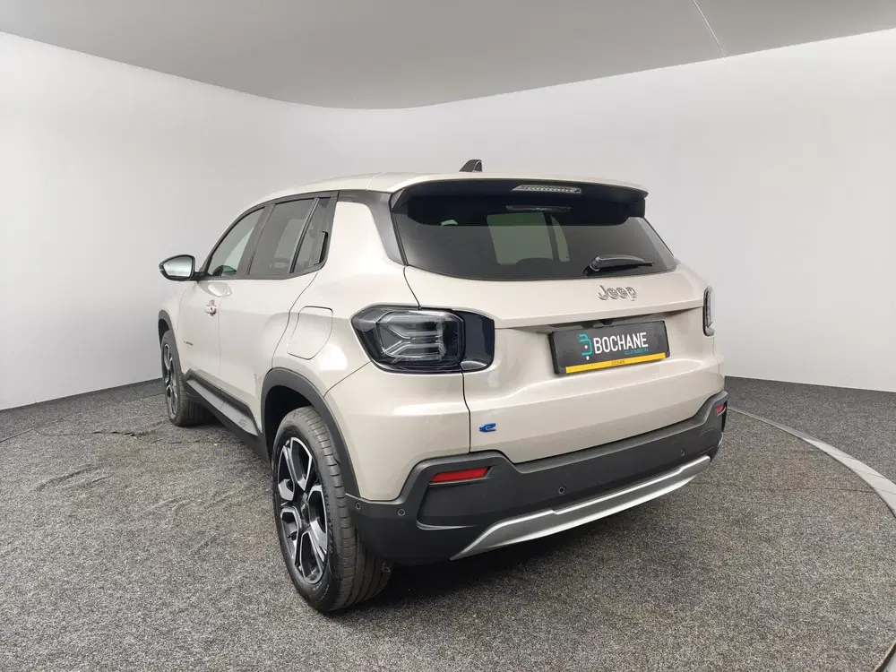 Jeep Avenger Summit 54 kWh uit 2025, foto 5
