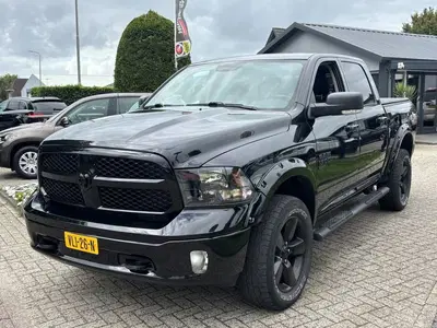 Ram 1500 Ram 1500 5.7 V8 Hemi 4x4 LPG Zwart 2021 NL uit 2021