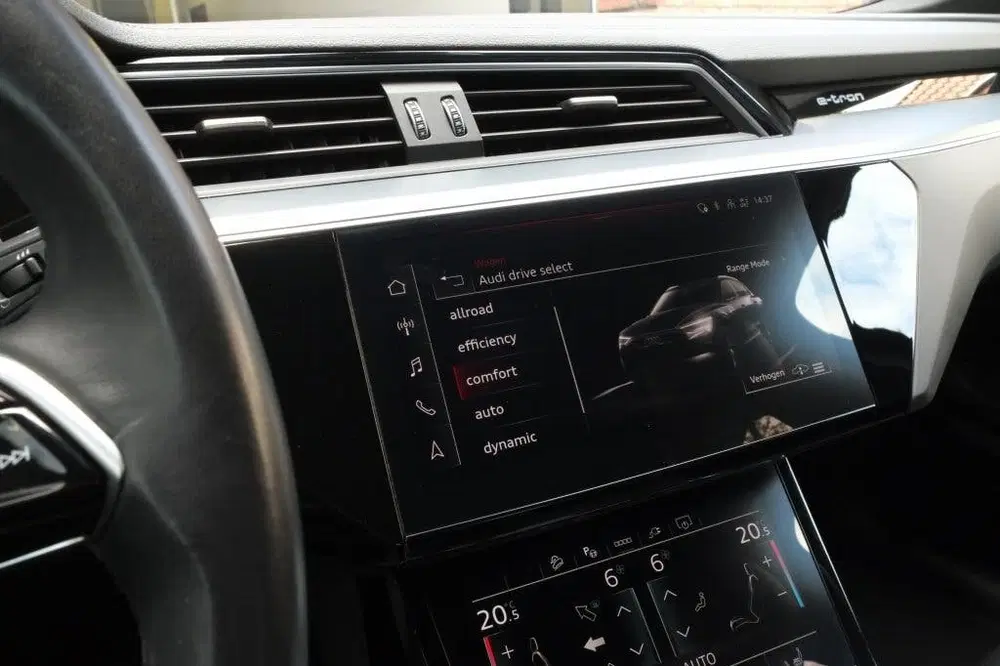 Audi Q8 e-tron quattro S line 95kwh uit 2023, foto 15