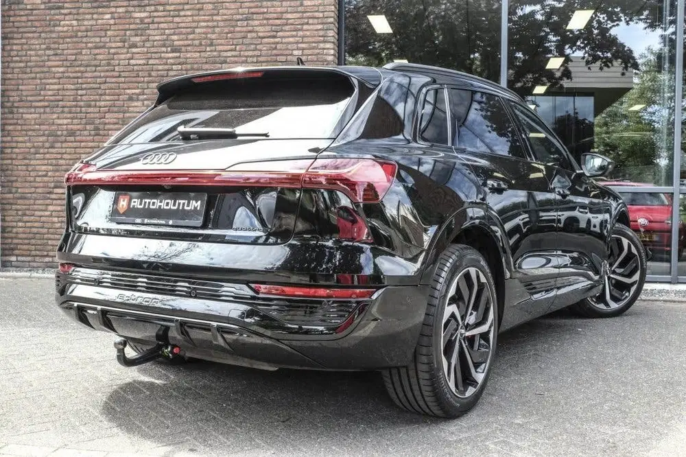 Audi Q8 e-tron quattro S line 95kwh uit 2023, foto 2