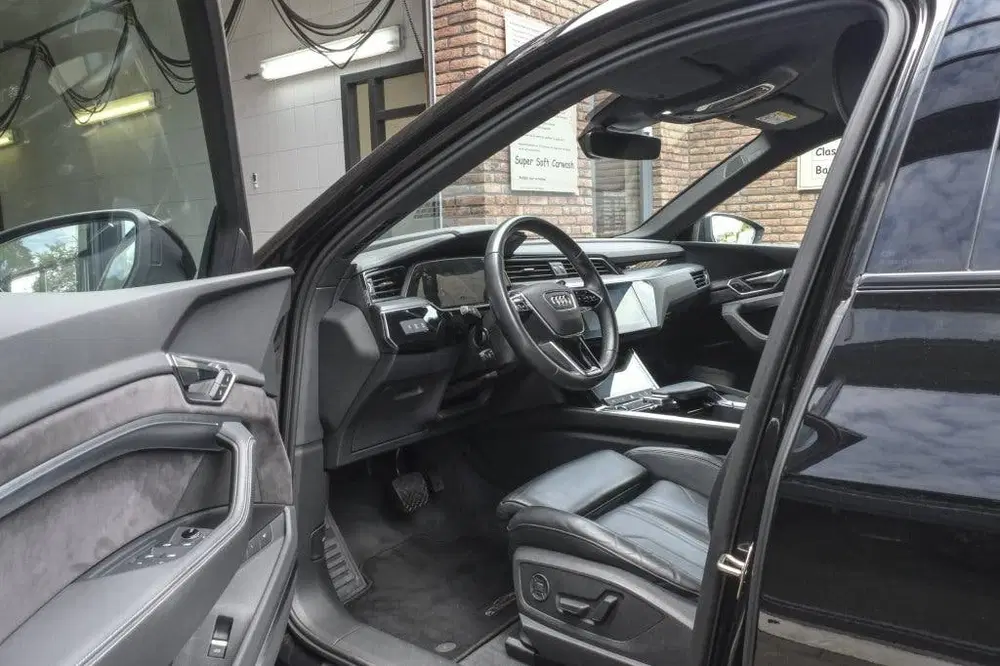 Audi Q8 e-tron quattro S line 95kwh uit 2023, foto 7