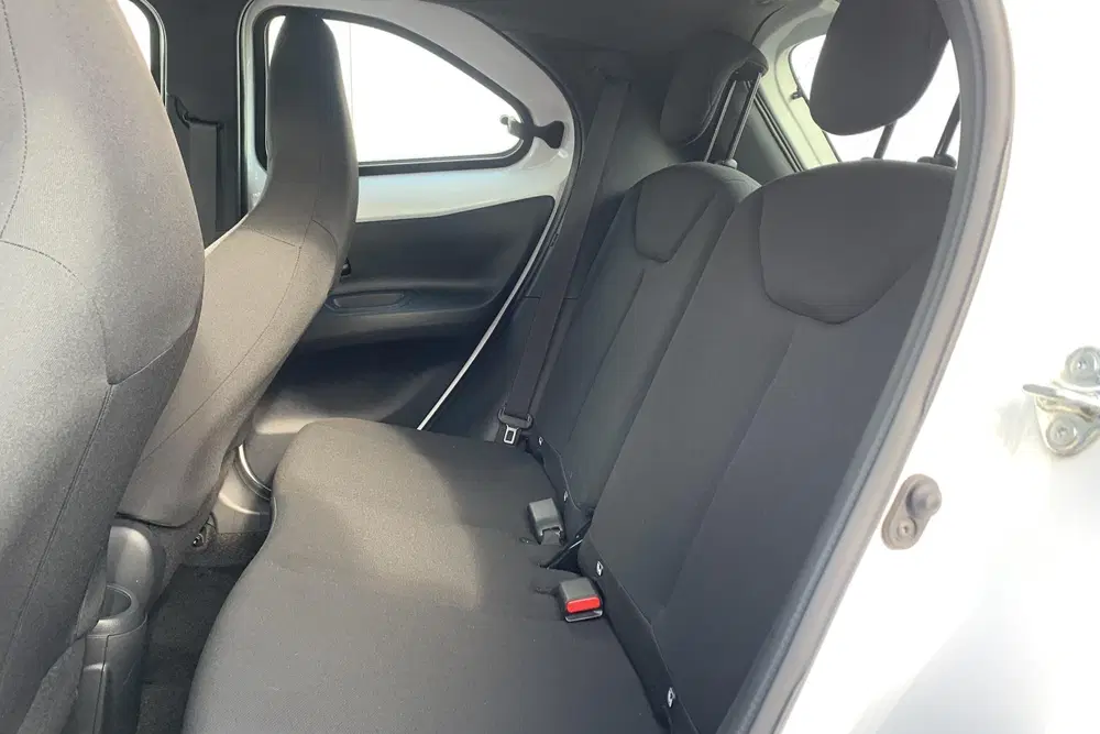 Toyota Aygo X 1.0 VVT-i MT Play uit 2025, foto 8