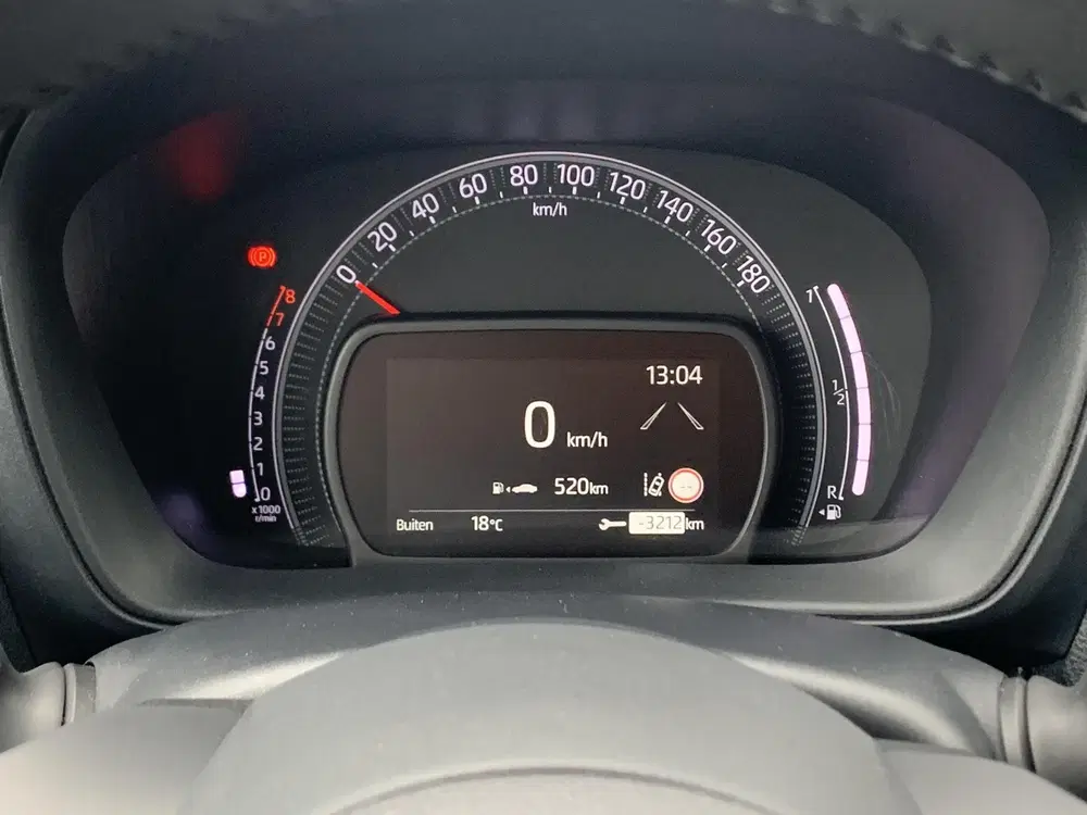 Toyota Aygo X 1.0 VVT-i MT Play uit 2025, foto 13