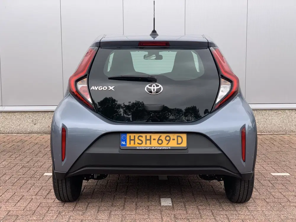 Toyota Aygo X 1.0 VVT-i MT Play uit 2025, foto 5