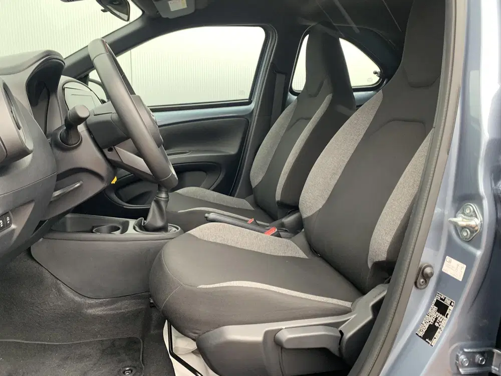 Toyota Aygo X 1.0 VVT-i MT Play uit 2025, foto 7
