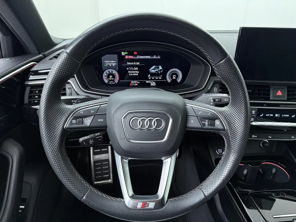 Audi A4 35 TFSI S edition Competition uit 2022, foto 8