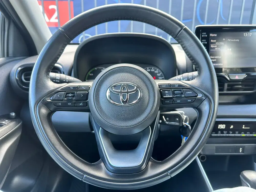 Toyota Yaris 1.5 Hybrid 115 Business uit 2025, foto 12