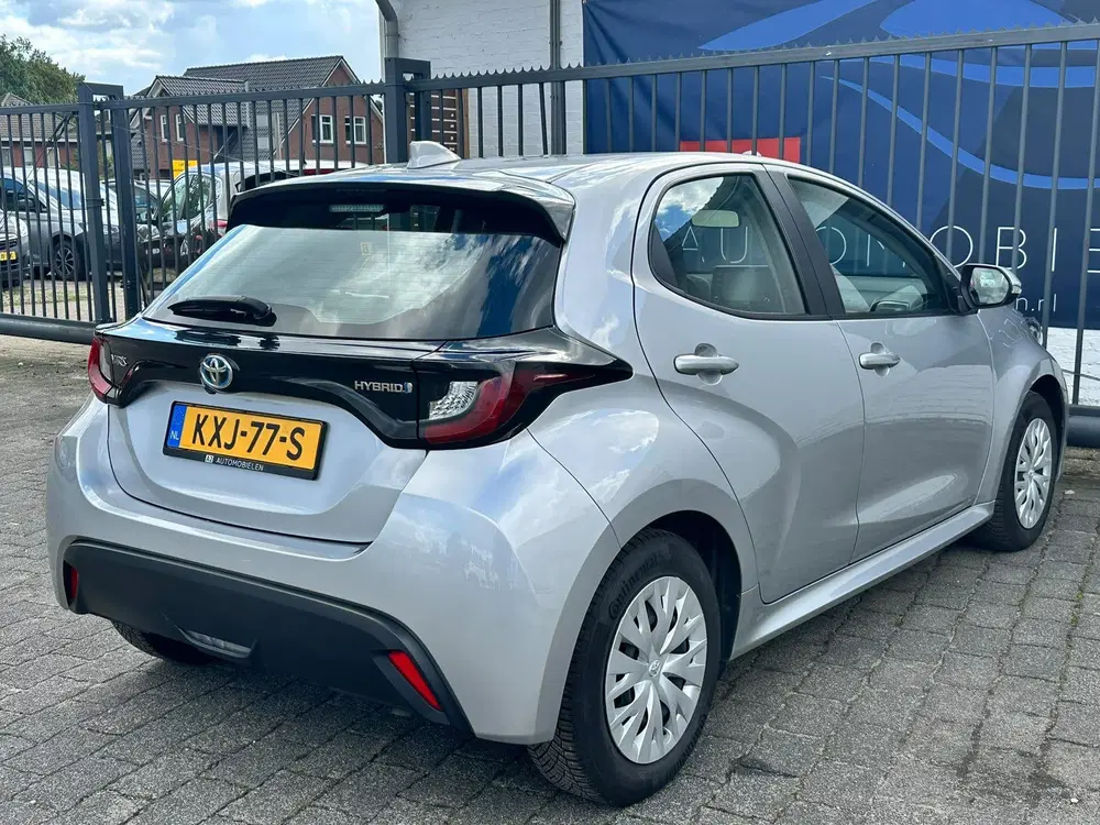 Toyota Yaris 1.5 Hybrid 115 Business uit 2025, foto 7