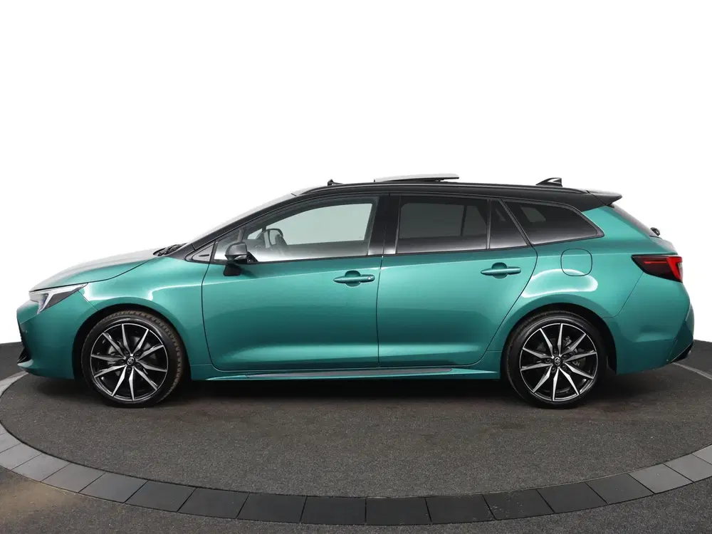 Toyota Corolla Hybrid 200 GR Sport Plus uit 2025, foto 5