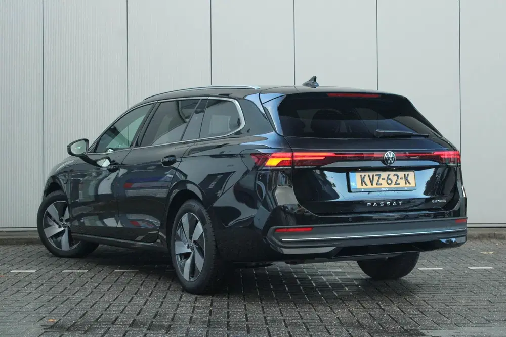 Volkswagen Passat 1.5 eHybrid 204pk Business uit 2026, foto 15