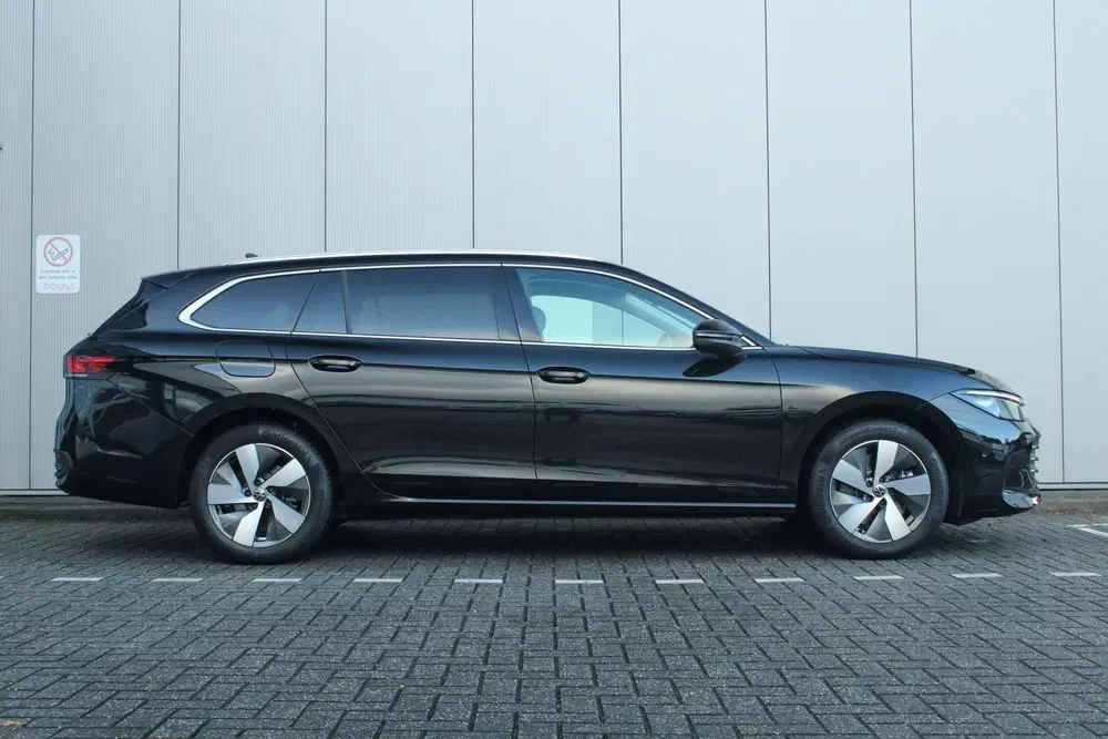 Volkswagen Passat 1.5 eHybrid 204pk Business uit 2026, foto 3