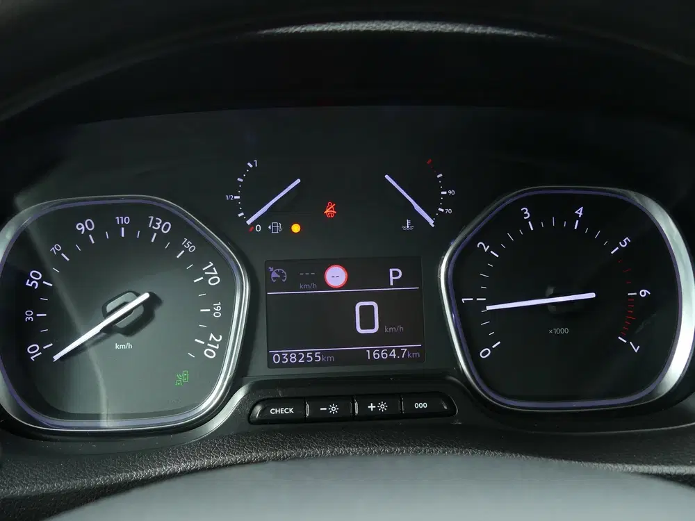 Peugeot Expert 2.0 BlueHDI 180 EAT-8 S&S DC 6 PERSOONS uit 2023, foto 14