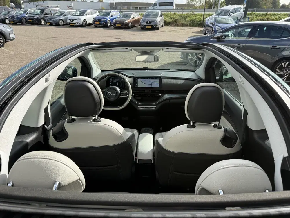 Fiat 500e La Prima 42 kWh uit 2021, foto 7