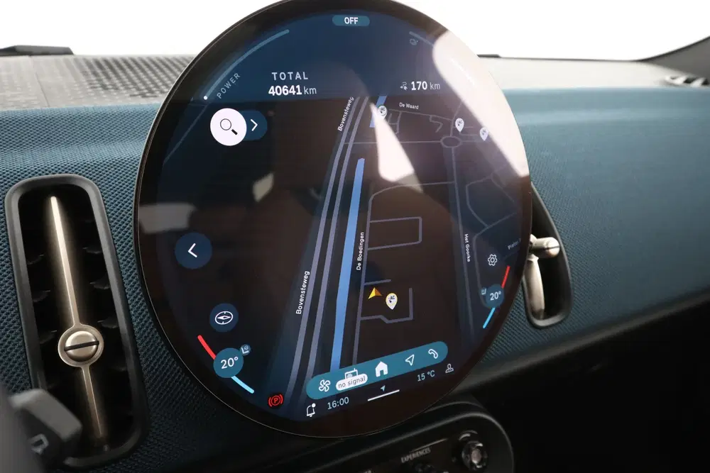 Mini Countryman E Favoured M 66.5 kWh uit 2024, foto 12