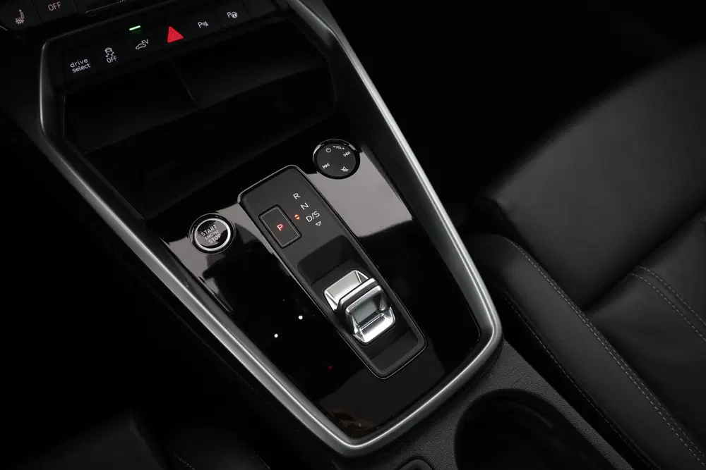 Audi A3 40 TFSI e Edition RX73611 (bj 2021) uit 2021, foto 14