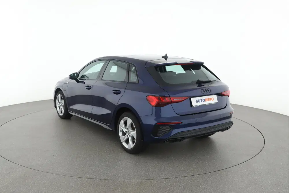 Audi A3 40 TFSI e Edition RX73611 (bj 2021) uit 2021, foto 4