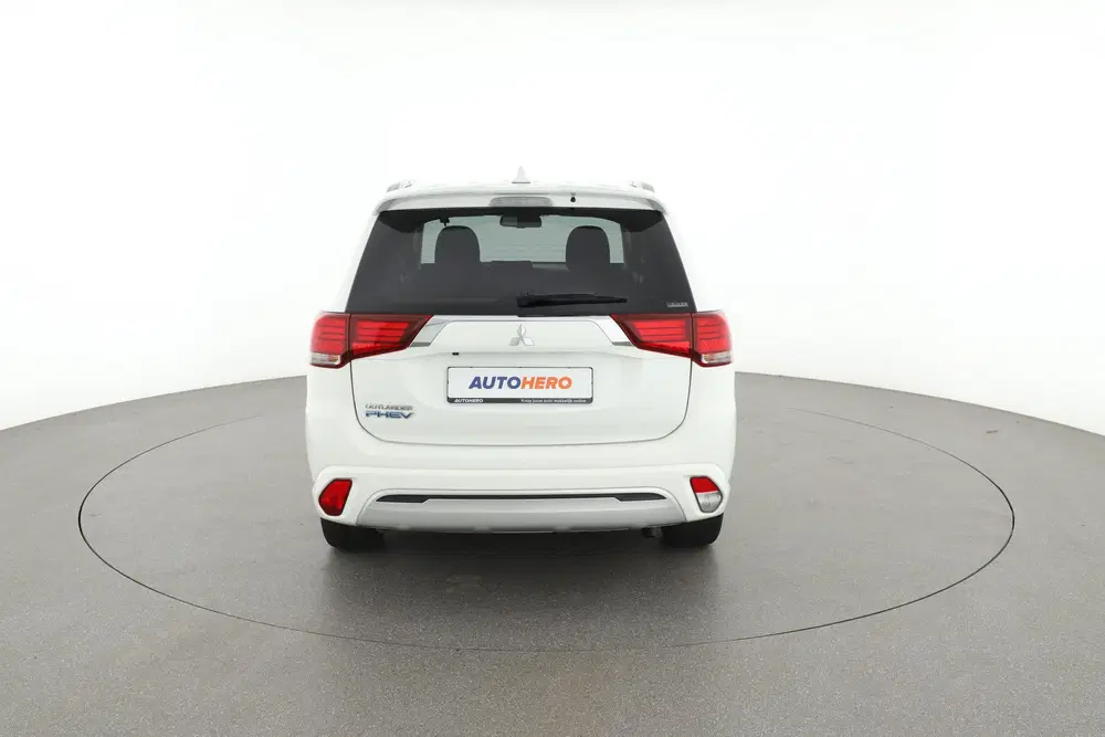 Mitsubishi Outlander 2.4 PHEV Intense+ uit 2021, foto 5