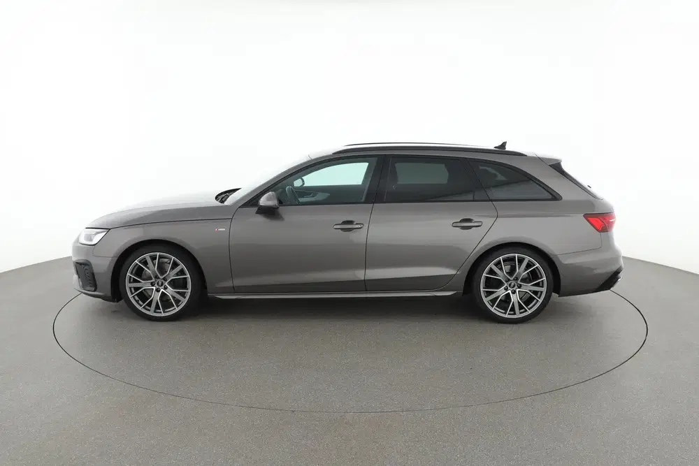 Audi A4 35 TFSI S edition uit 2022, foto 3
