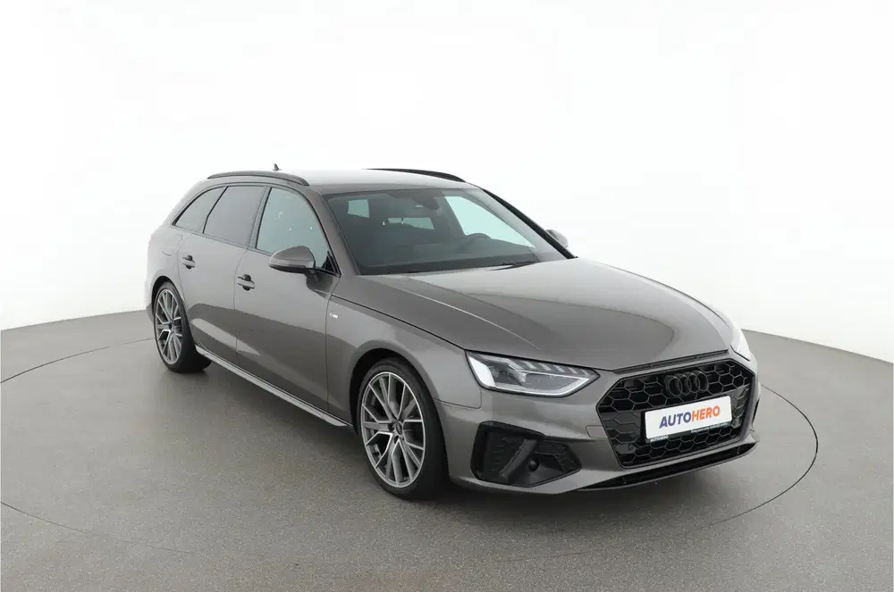 Audi A4 35 TFSI S edition uit 2022, foto 8