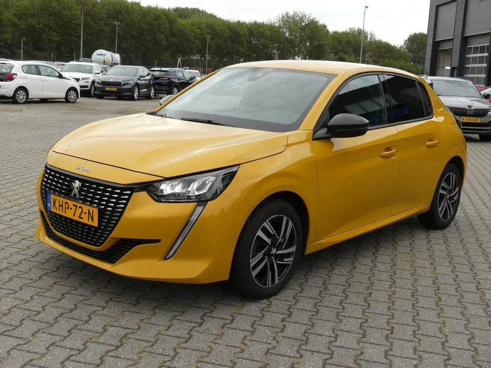 Peugeot 208 1.2 PureTech EAT-8 Allure Pack uit 2023, foto 2