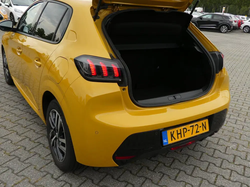 Peugeot 208 1.2 PureTech EAT-8 Allure Pack uit 2023, foto 8