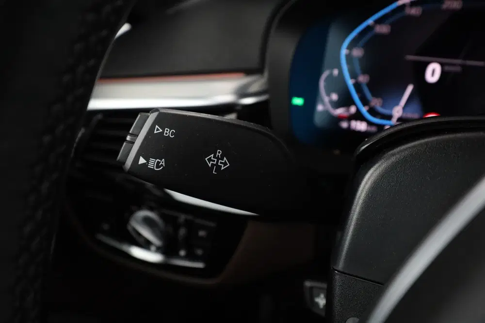 BMW 5-serie 5 Serie Touring 530i High Executive Editio uit 2020, foto 12