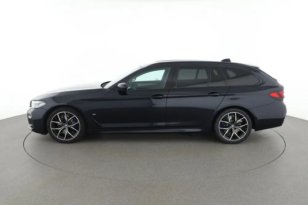 BMW 5-serie 5 Serie Touring 530i High Executive Editio uit 2020, foto 4