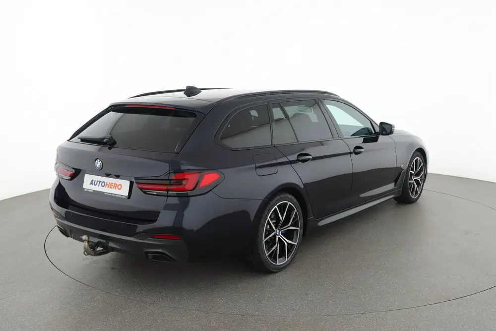 BMW 5-serie 5 Serie Touring 530i High Executive Editio uit 2020, foto 7