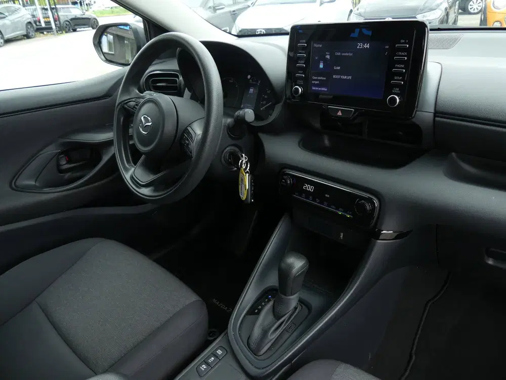 Mazda 2 Hybrid 1.5 Pure uit 2022, foto 10