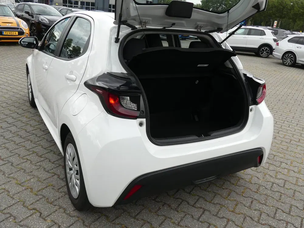 Mazda 2 Hybrid 1.5 Pure uit 2022, foto 8