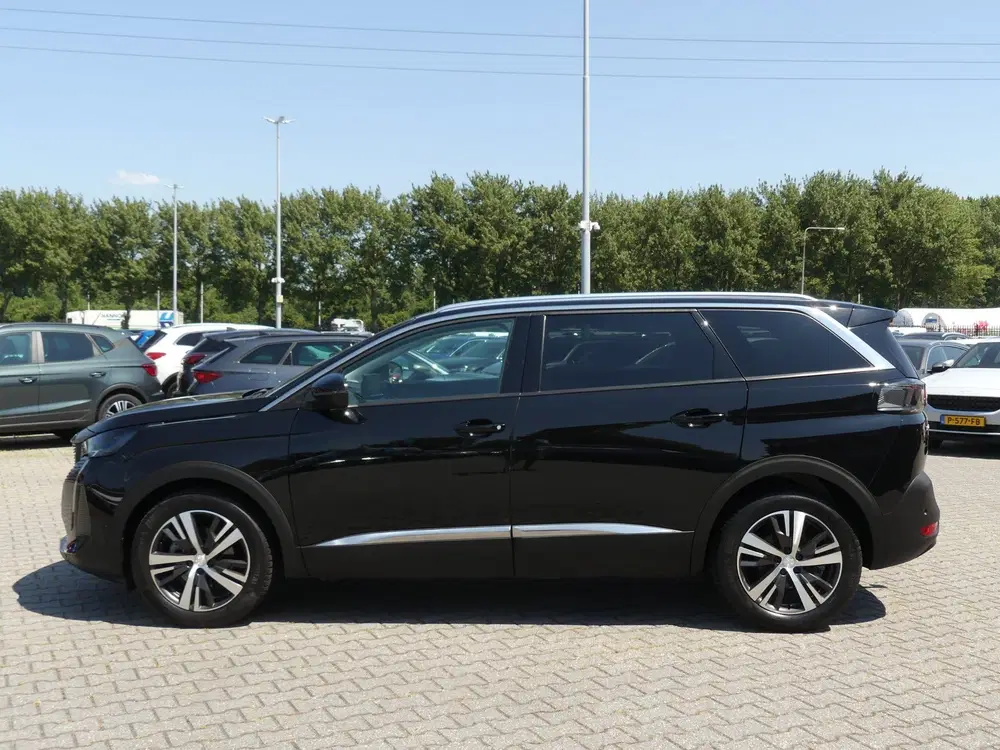 Peugeot 5008 1.2 PureTech Blue Lease Allure 7P uit 2021, foto 3
