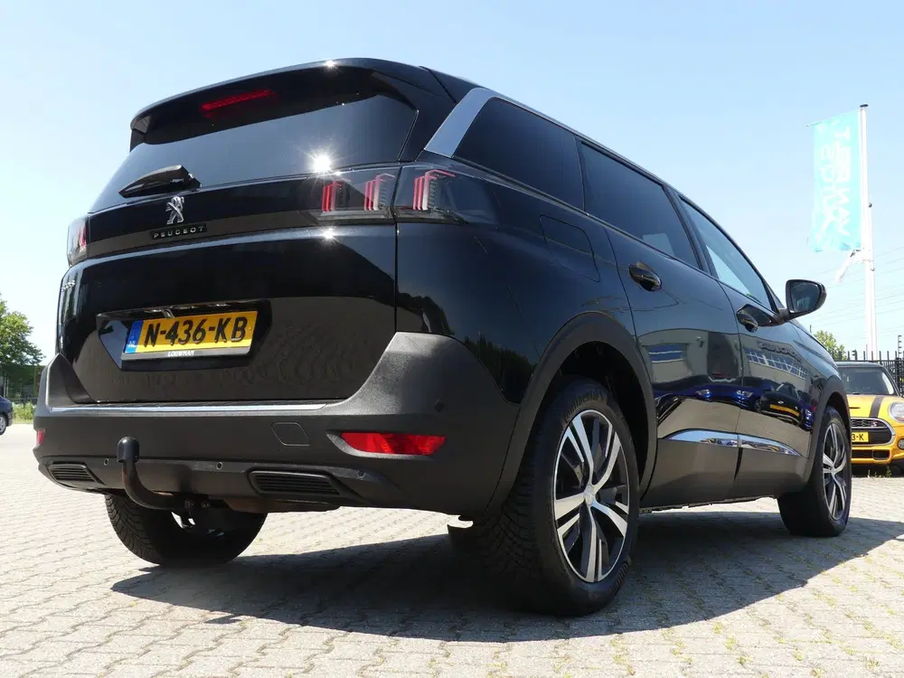 Peugeot 5008 1.2 PureTech Blue Lease Allure 7P uit 2021, foto 5