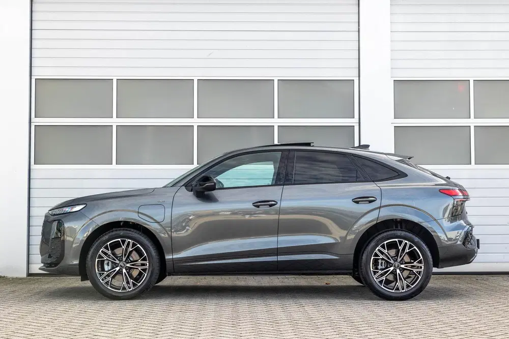 Audi Q3 1.5 e-hybrid 272pk S edition uit 2026, foto 12