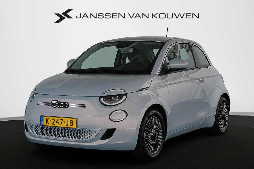 Fiat 500 Icon 42 kWh LED Camera Keyless Apple CarPl uit 2020
