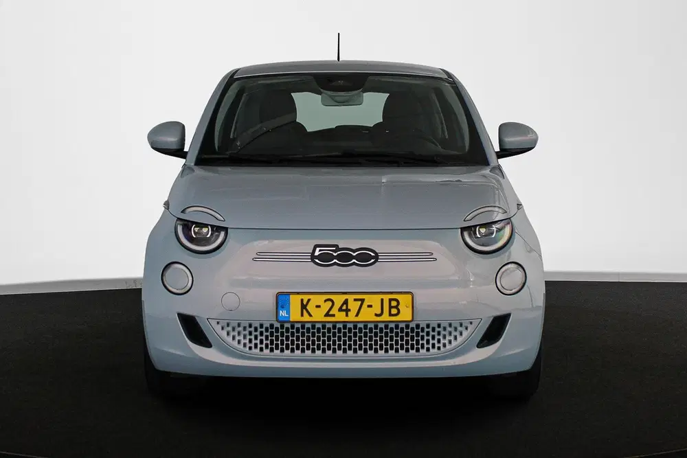 Fiat 500 Icon 42 kWh LED Camera Keyless Apple CarPl uit 2020, foto 15