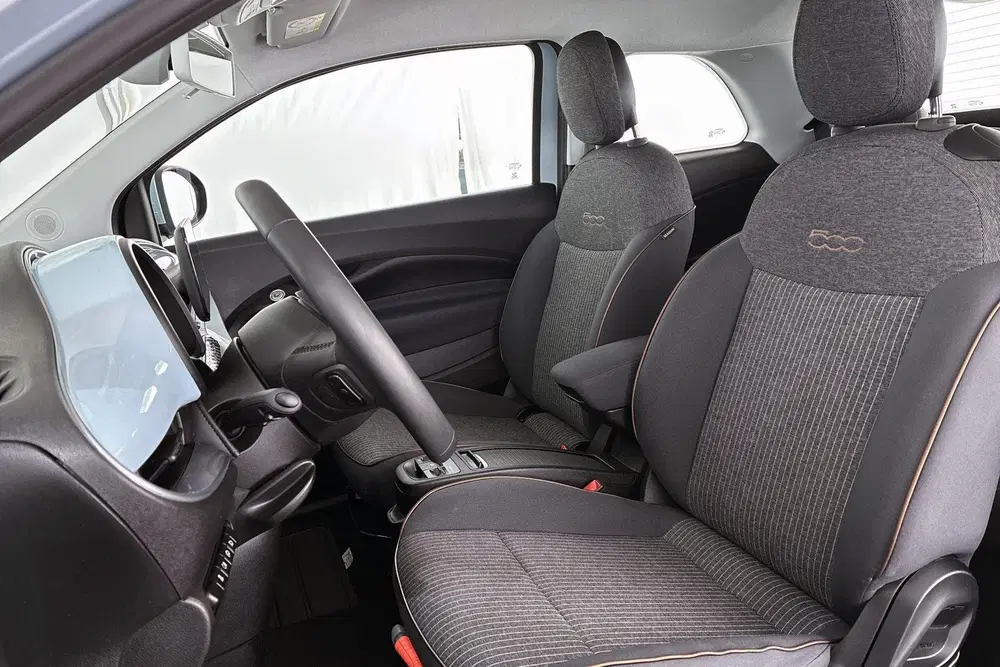 Fiat 500 Icon 42 kWh LED Camera Keyless Apple CarPl uit 2020, foto 6