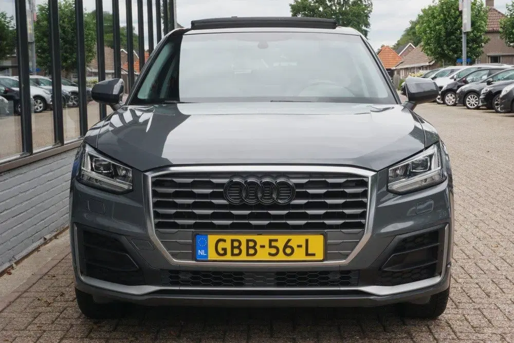 Audi Q2 35 TFSI S-Edition (bj 2020 uit 2020, foto 2