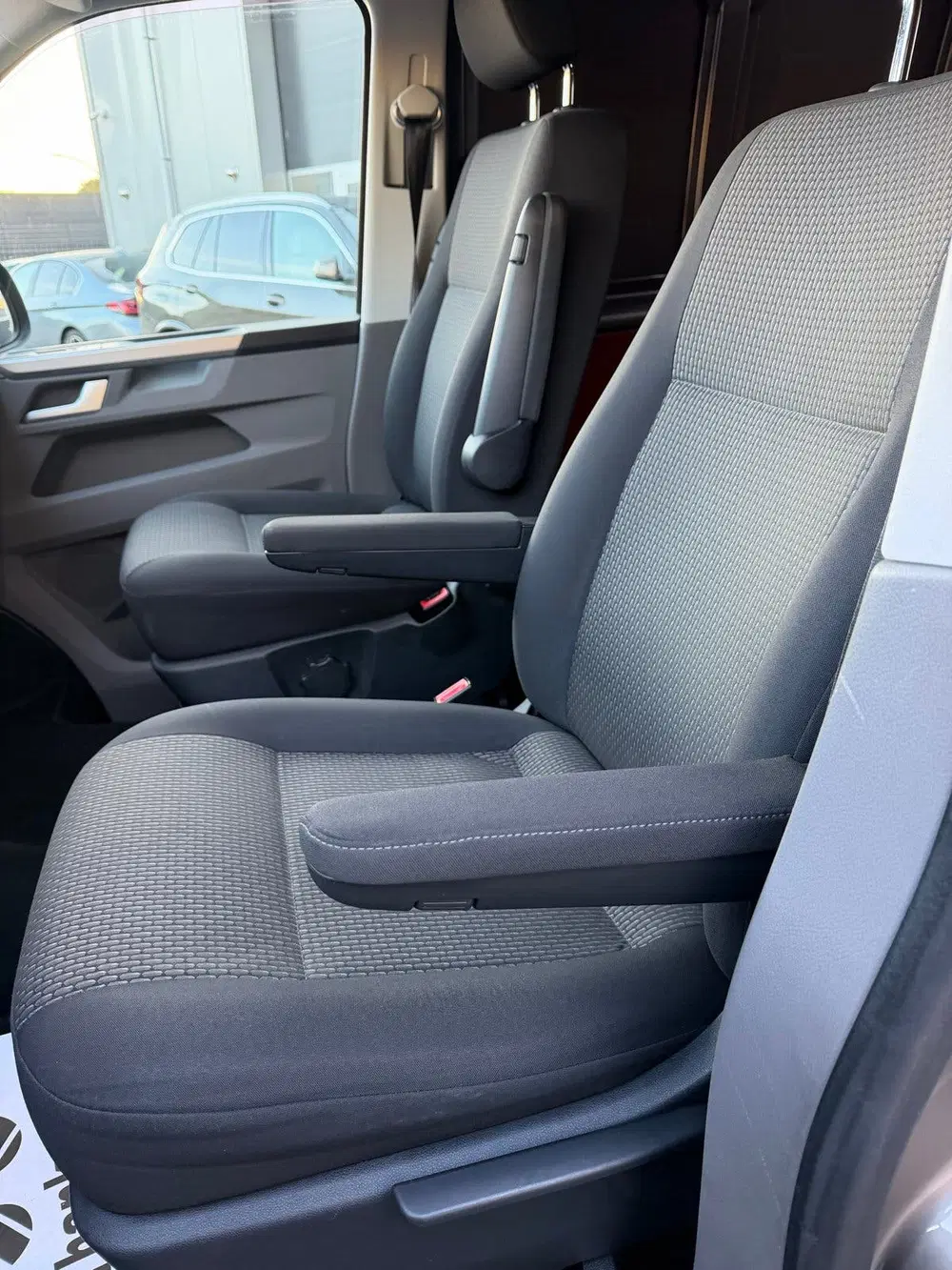 Volkswagen Transporter GB 2.0 TDI 150pk L2h1 340 uit 2020, foto 12