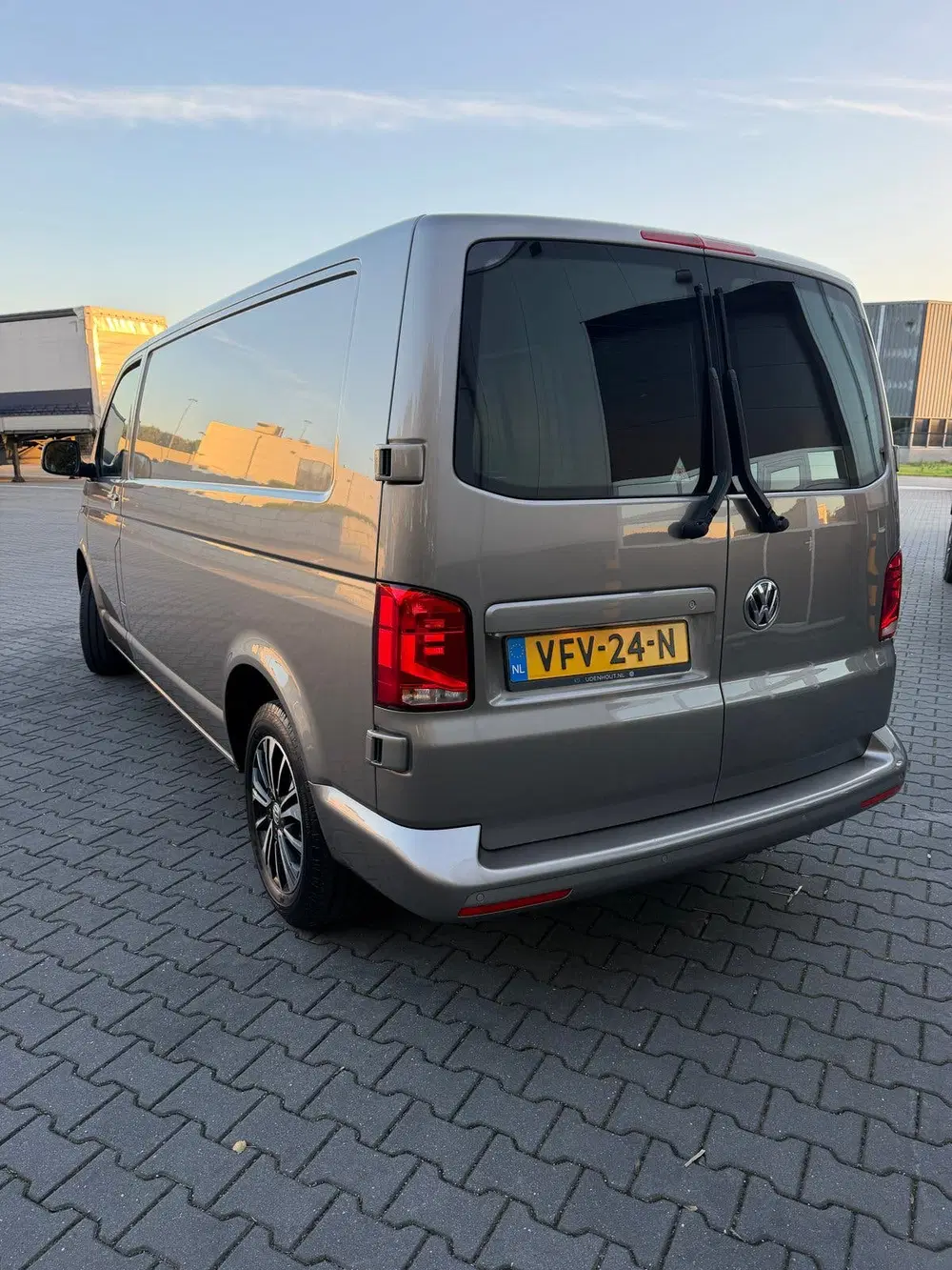Volkswagen Transporter GB 2.0 TDI 150pk L2h1 340 uit 2020, foto 6