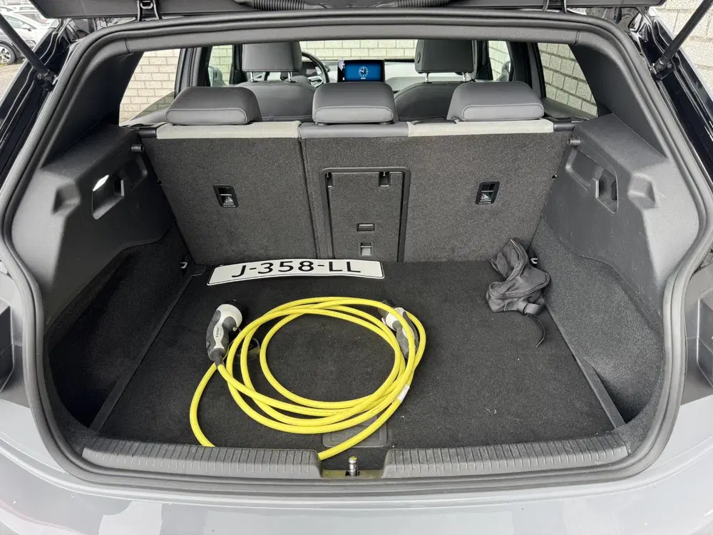 Volkswagen ID.3 First Max 58 kWh uit 2020, foto 12