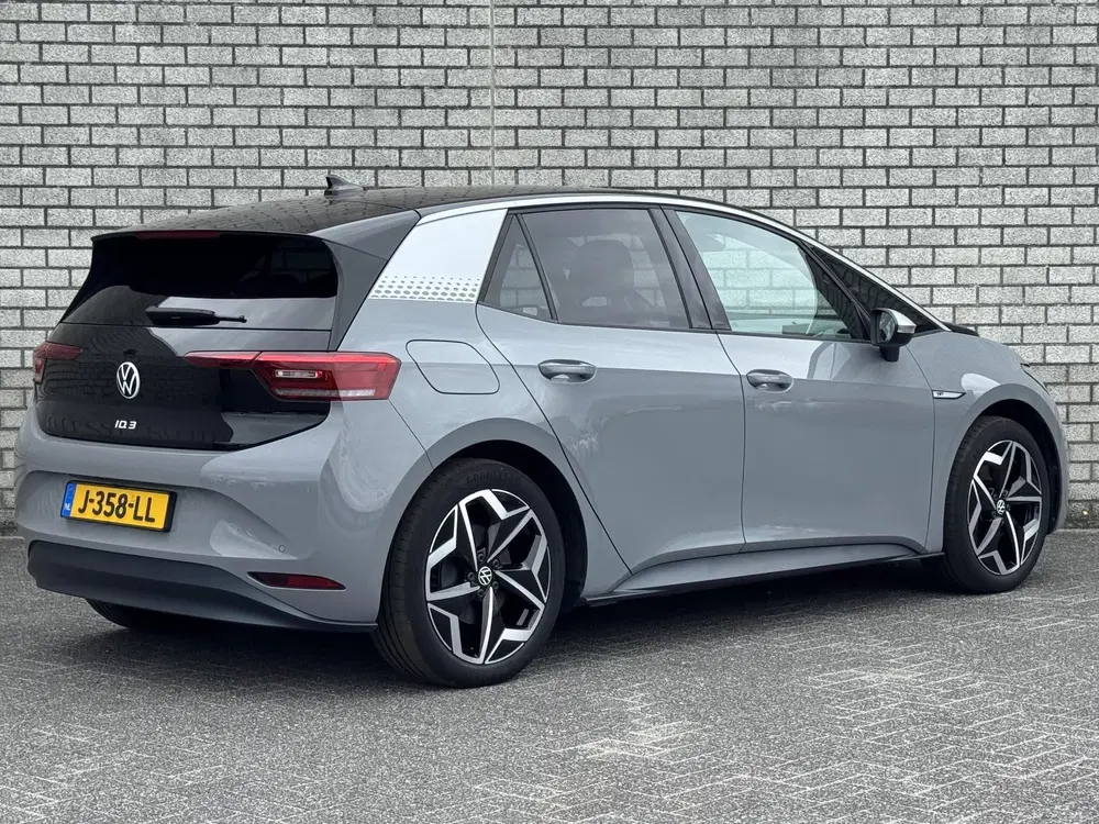 Volkswagen ID.3 First Max 58 kWh uit 2020, foto 2