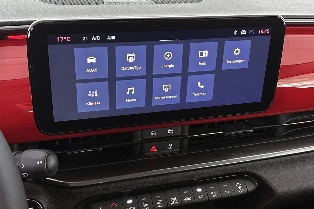 Fiat 600e RED 54 kWh Apple CarPlay Climate Control uit 2024, foto 13