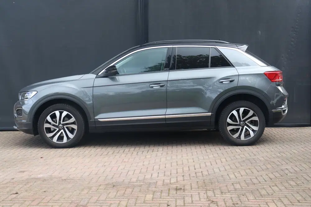 Volkswagen T-Roc 1.0TSI Active uit 2022, foto 5