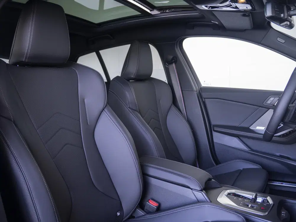 BMW 1-serie 120 uit 2026, foto 4