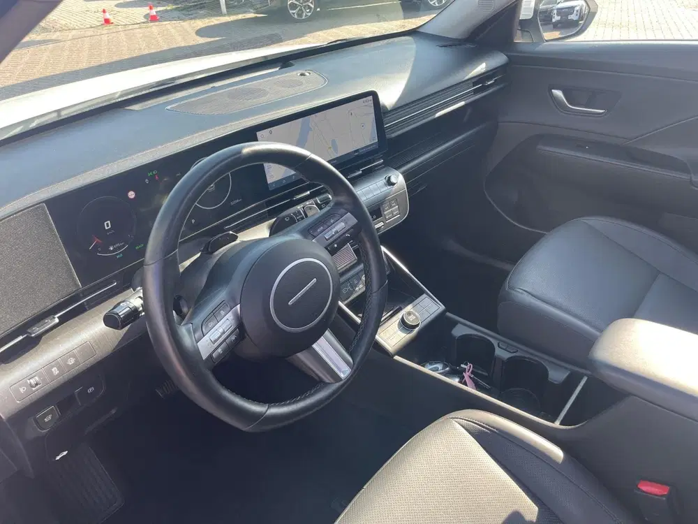 Hyundai KONA 1.6 GDI HEV Premium Sky *Automaat*Navi+360 uit 2025, foto 13