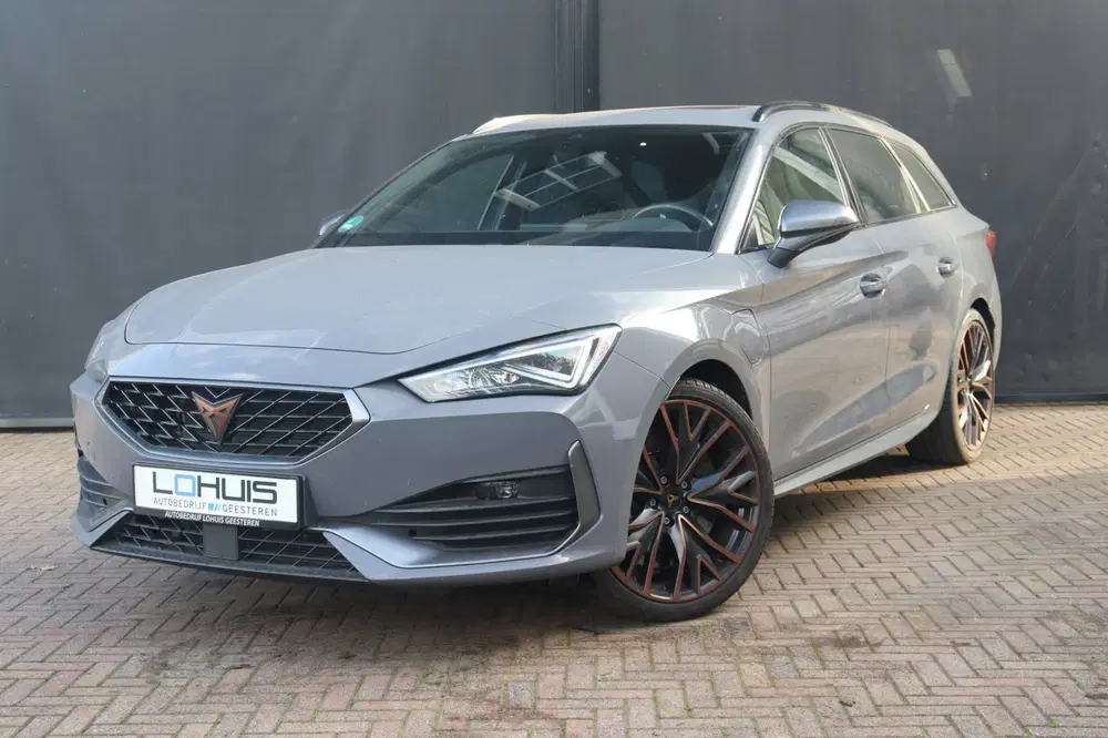 Cupra Leon 1.4 e-Hybrid VZ DSG 245PK uit 2022